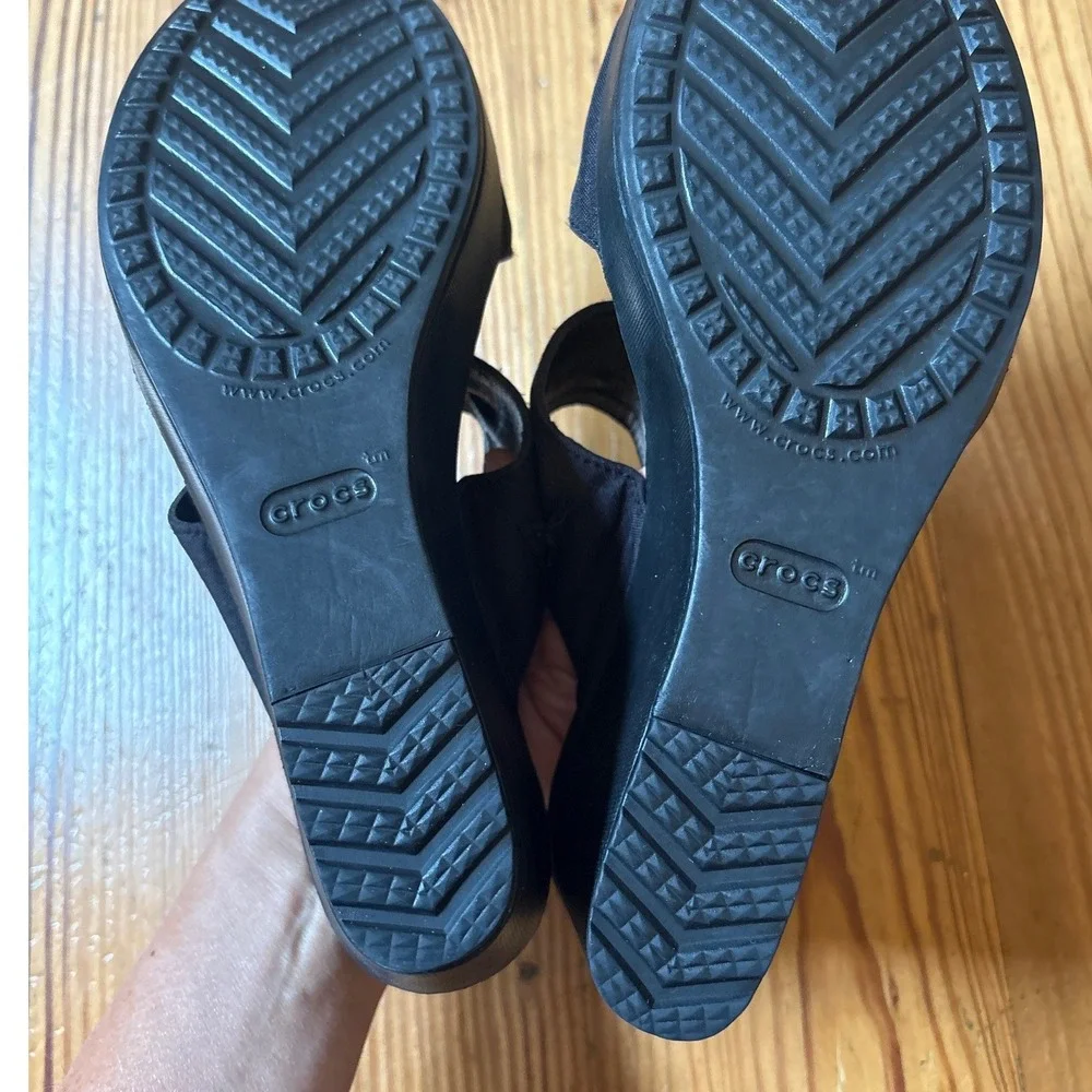 Crocs Leigh II Wedge Sandals Womens Black Dual Strap Slides SIZE 11